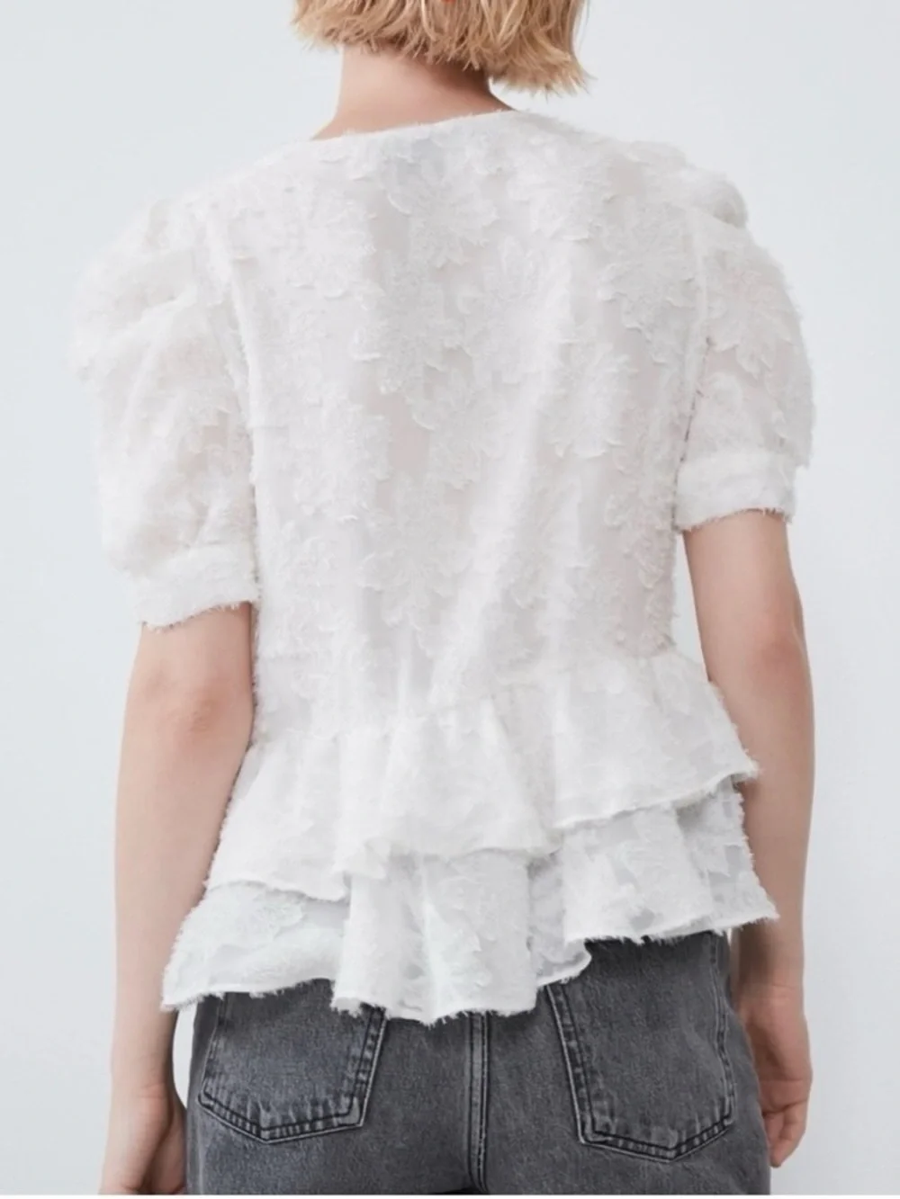 Zara Ivory Ruffle Blouse Peplum Puff Sleeve V Neck Boho Romantic Top